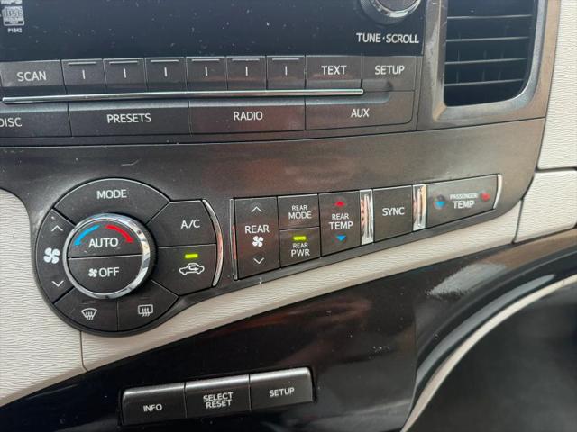 2014 Toyota Sienna LE V6 7 Passenger Mobility