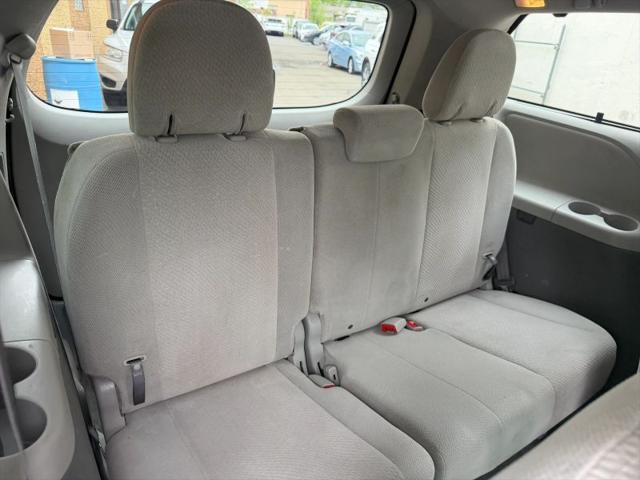 2014 Toyota Sienna LE V6 7 Passenger Mobility