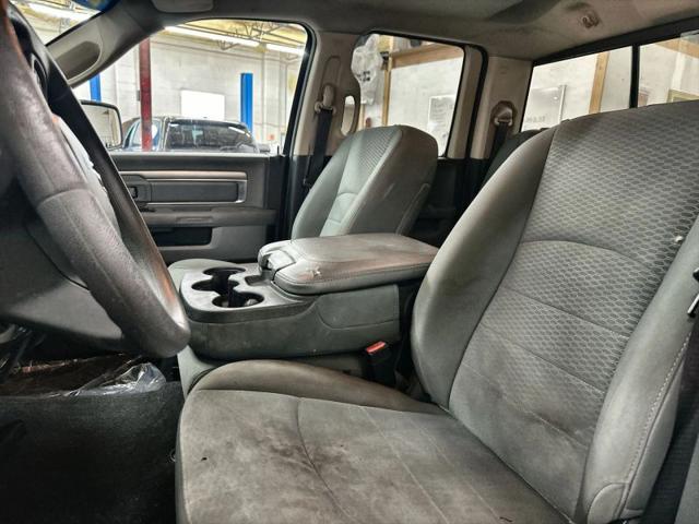 2016 Ram 1500 SLT