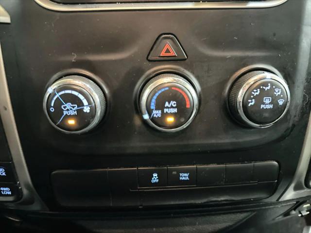 2016 Ram 1500 SLT