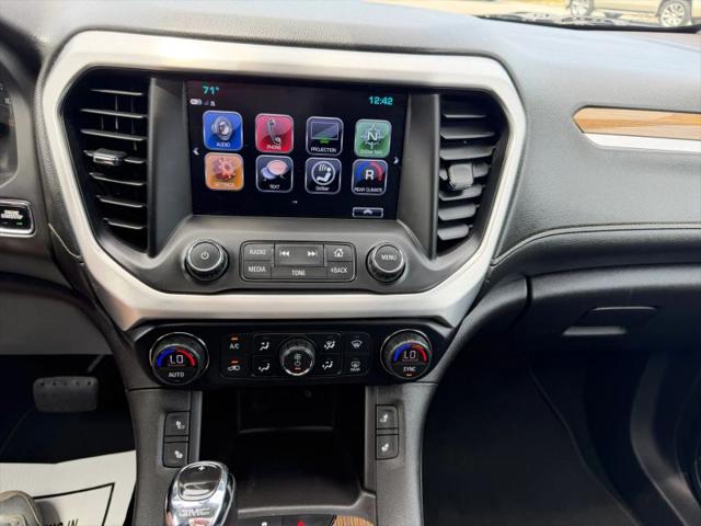 2017 GMC Acadia SLE-2