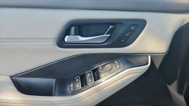 2023 Nissan Rogue SL FWD