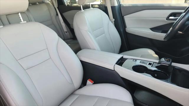 2023 Nissan Rogue SL FWD