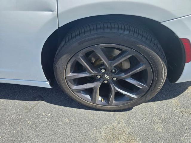 2020 Dodge Charger SXT RWD