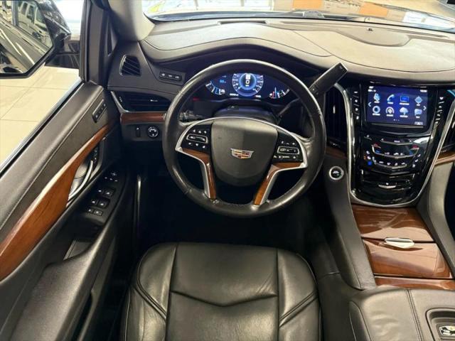 2018 Cadillac Escalade Luxury