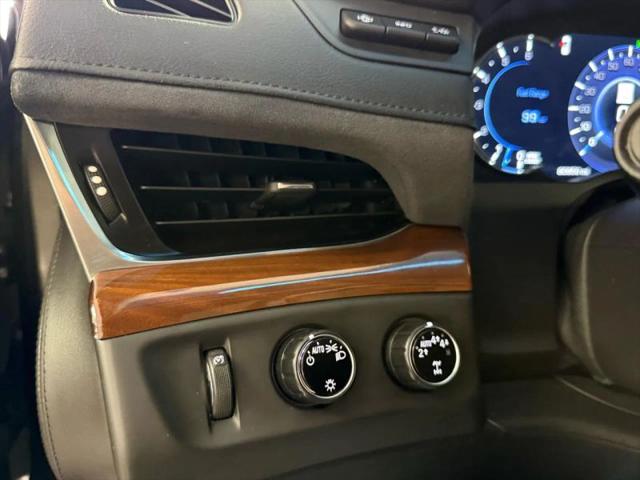 2018 Cadillac Escalade Luxury