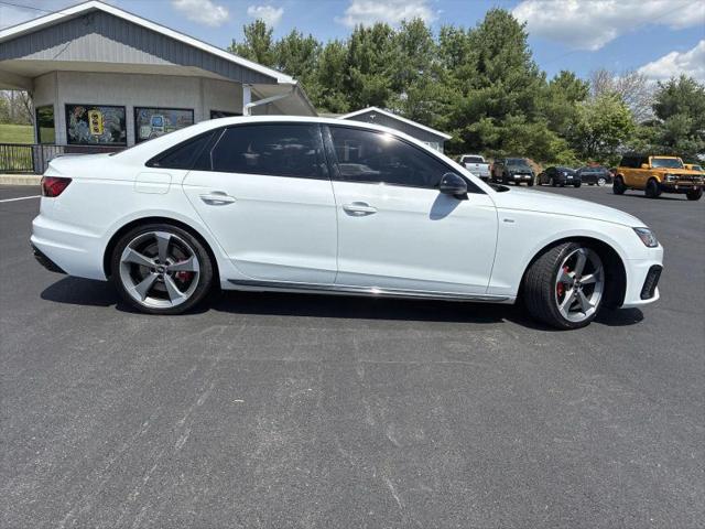 2023 Audi A4 Premium Plus 45 TFSI S line quattro S tronic