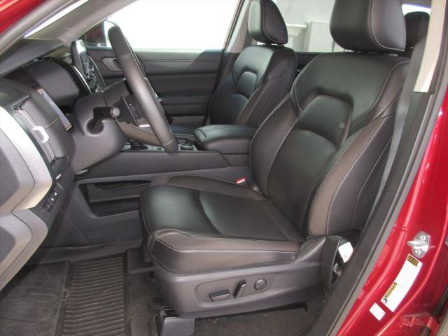 2024 Nissan Pathfinder SL 4WD