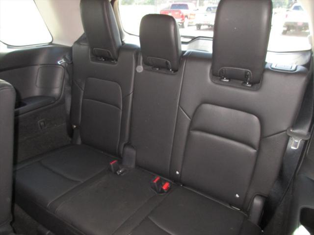 2024 Nissan Pathfinder SL 4WD