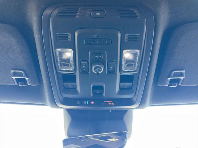 2022 Cadillac Escalade 4WD Sport