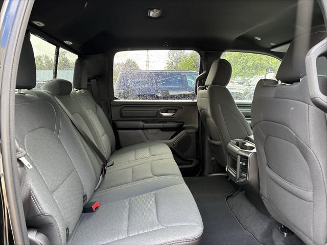 2026 Ram 1500 Express Crew Cab 4x4 5'7" Box