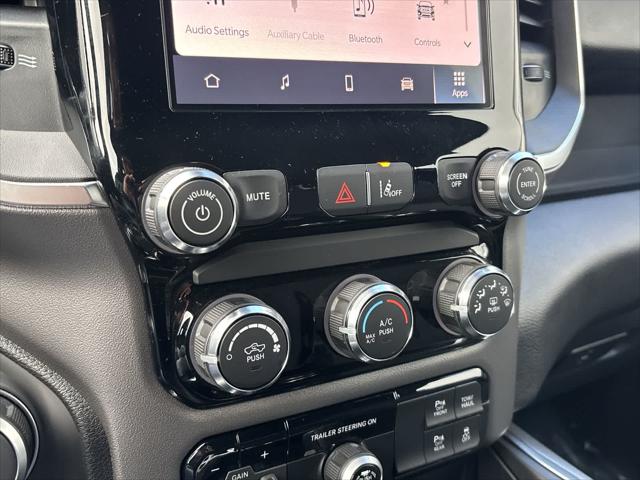 2026 Ram 1500 Express Crew Cab 4x4 5'7" Box