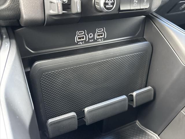 2026 Ram 1500 Express Crew Cab 4x4 5'7" Box
