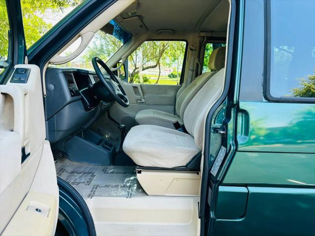 2003 Volkswagen EuroVan GLS