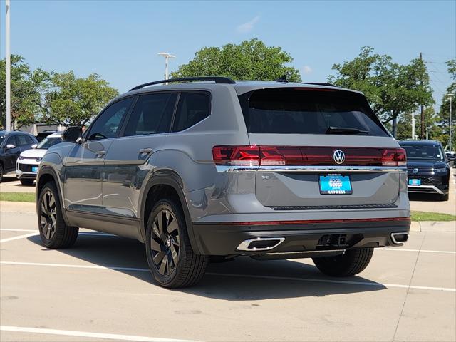 2026 Volkswagen Atlas SE with Technology