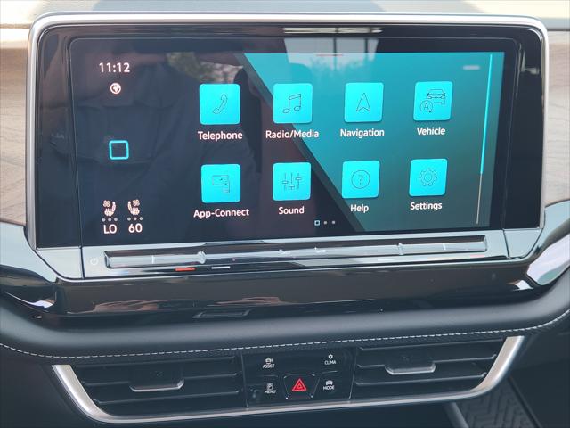 2026 Volkswagen Atlas SE with Technology