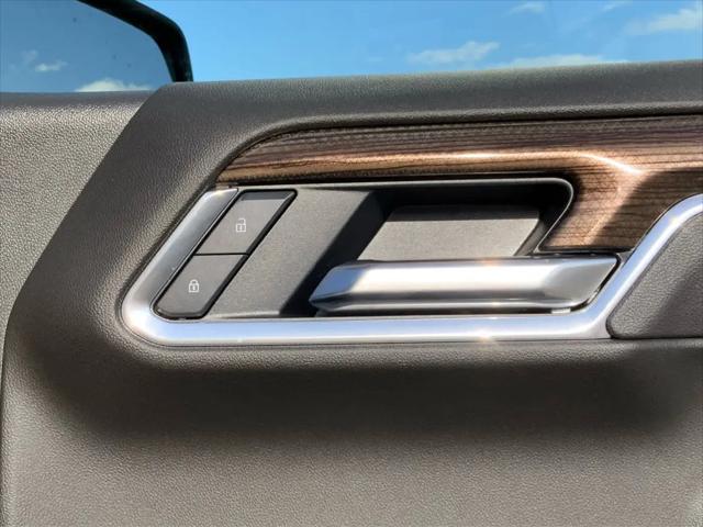 2025 Chevrolet Silverado 1500 4WD Crew Cab Short Bed RST