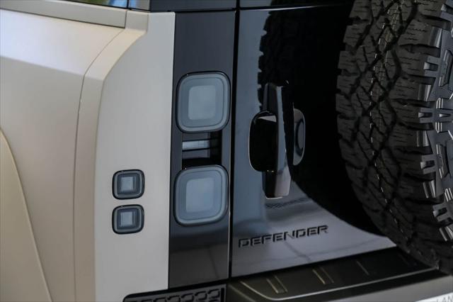 2026 Land Rover Defender P635 OCTA