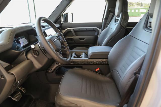 2026 Land Rover Defender P635 OCTA