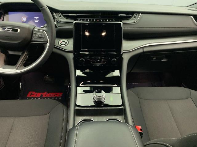 2024 Jeep Grand Cherokee Laredo 4x4