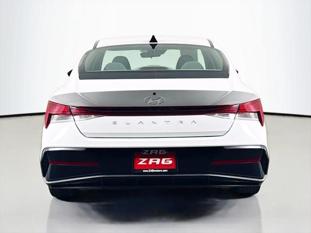 2025 Hyundai Elantra SEL Convenience