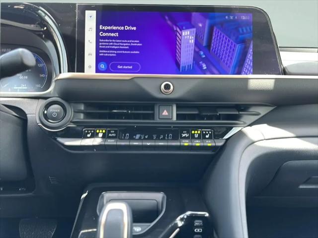 2024 Toyota Crown Platinum
