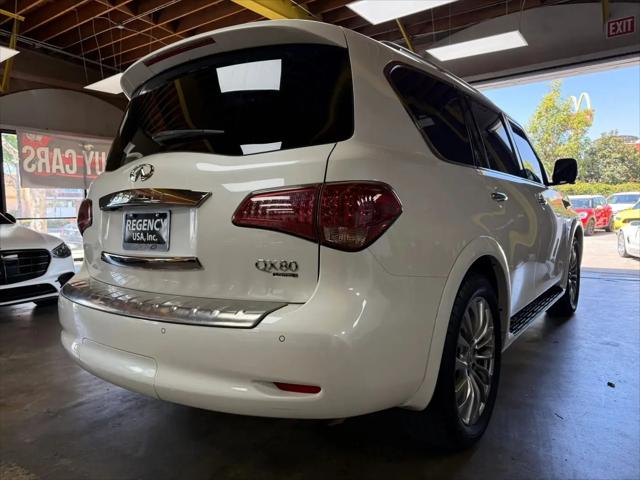 2015 INFINITI QX80 Standard
