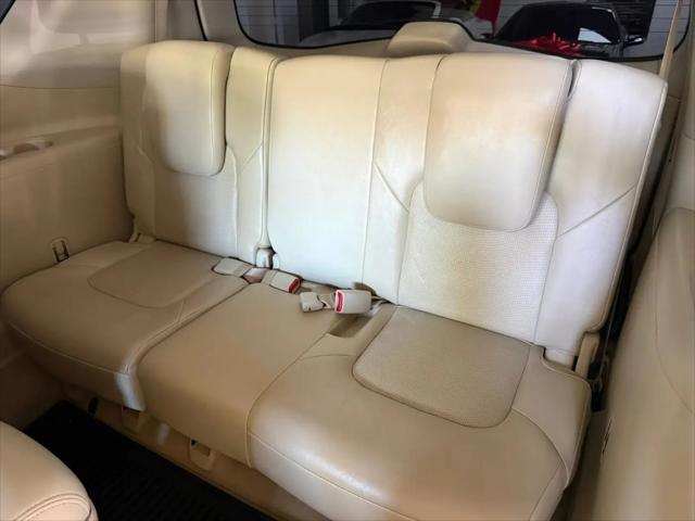 2015 INFINITI QX80 Standard