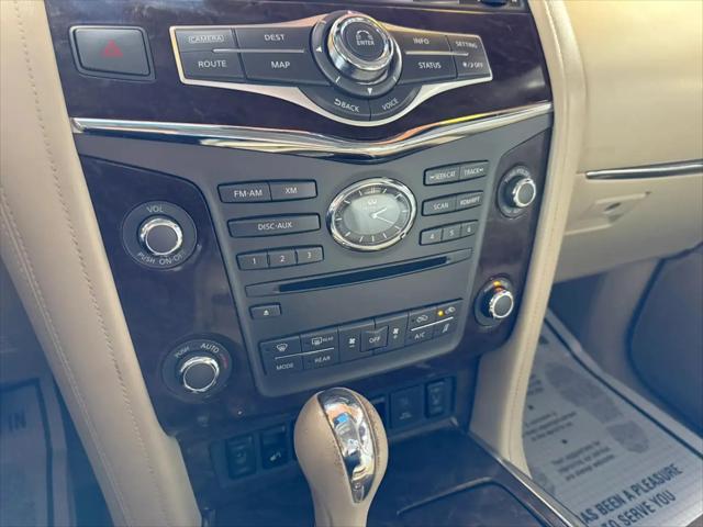 2015 INFINITI QX80 Standard