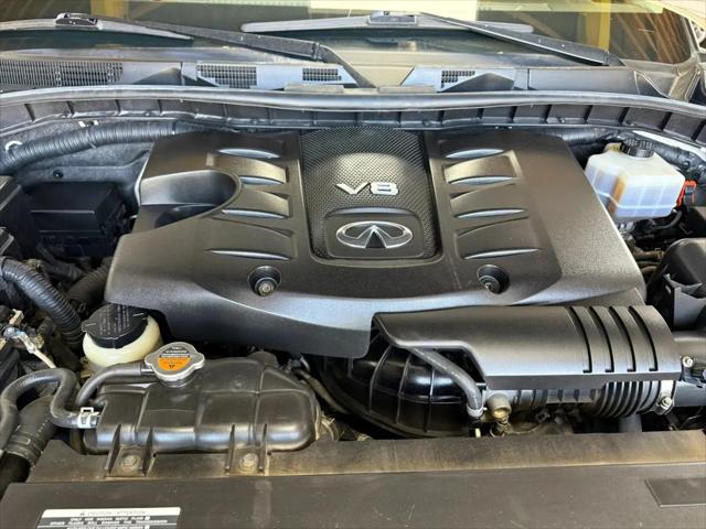 2015 INFINITI QX80 Standard
