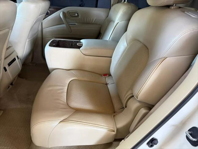 2015 INFINITI QX80 Standard