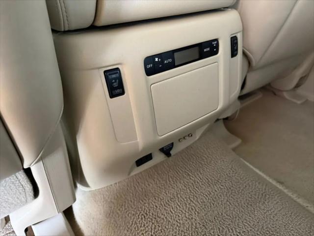 2015 INFINITI QX80 Standard