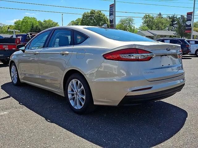 2019 Ford Fusion Hybrid SE