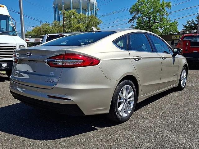 2019 Ford Fusion Hybrid SE