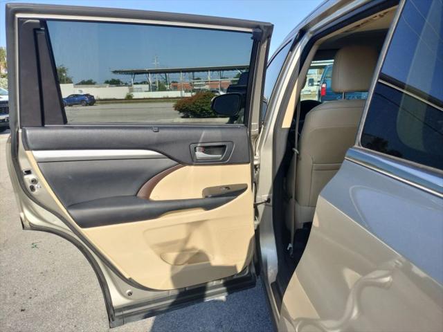 2015 Toyota Highlander XLE V6