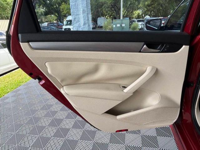 2015 Volkswagen Passat 1.8T Limited Edition