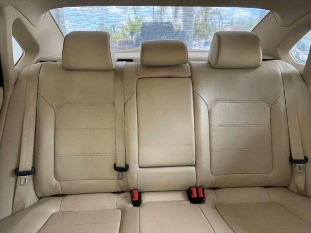 2015 Volkswagen Passat 1.8T Limited Edition