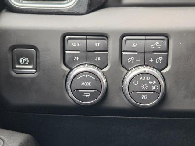 2024 GMC Sierra 3500HD 4WD Crew Cab Long Bed Denali