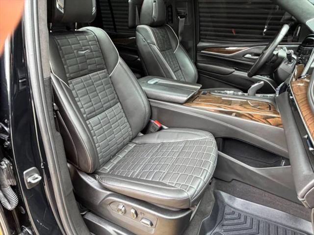 2023 Cadillac Escalade ESV 4WD Sport Platinum