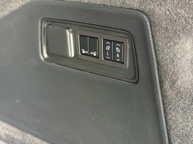 2023 Cadillac Escalade ESV 4WD Sport Platinum