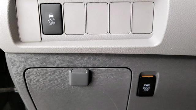 2018 Toyota Sienna LE 8 Passenger