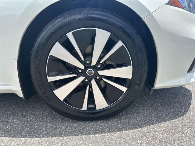 2021 Nissan Altima SL FWD