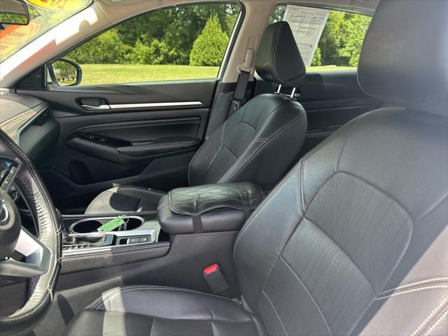 2021 Nissan Altima SL FWD