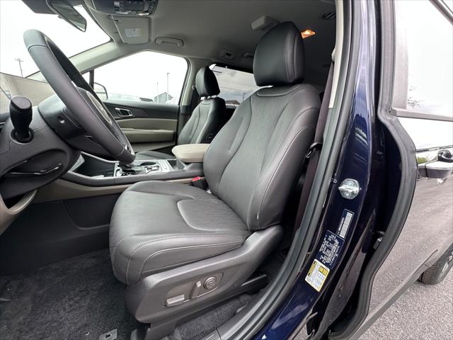 2026 Kia Carnival MPV EX