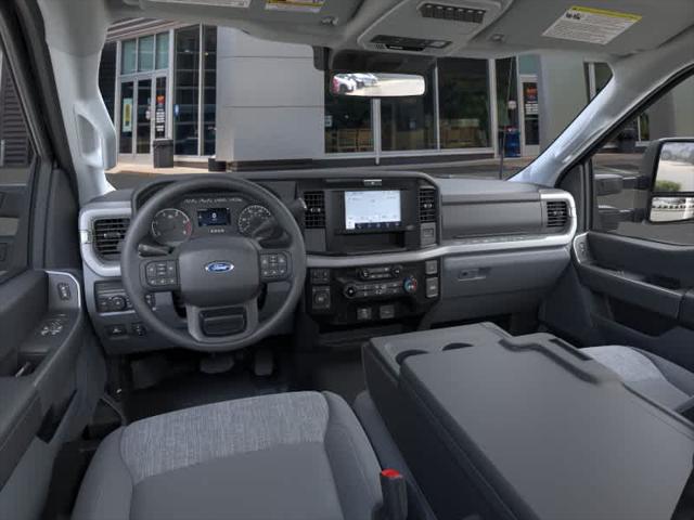 2026 Ford 600 XLT