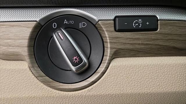2017 Volkswagen Passat 1.8T SE