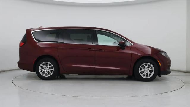 2017 Chrysler Pacifica LX