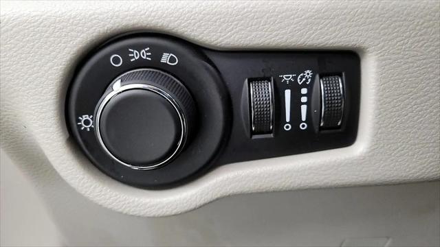 2017 Chrysler Pacifica LX