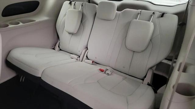 2017 Chrysler Pacifica LX