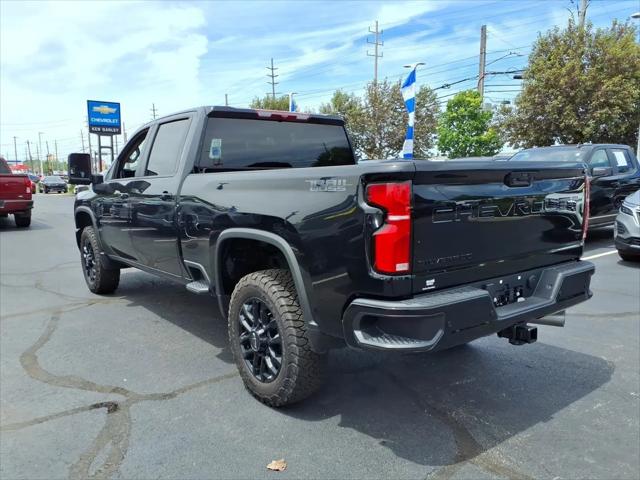 2025 Chevrolet Silverado 2500HD 4WD Crew Cab Standard Bed LT
